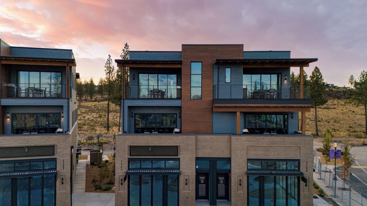 Bend House | 2 Units | Minutes to Old Bend, Deck + Hot Tub | 1204 Skyline Ranch by AvantStay