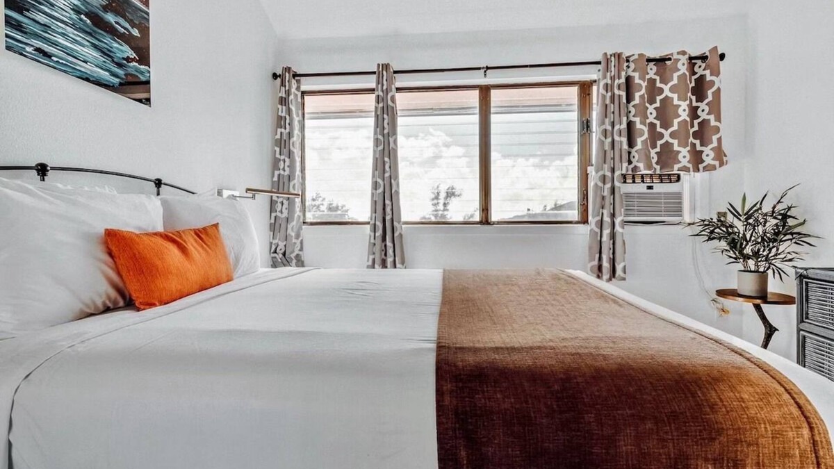 Nawiliwili Apartment | 2 Units – Steps from the Beach with Pool, BBQ Area & Relaxing Island Views