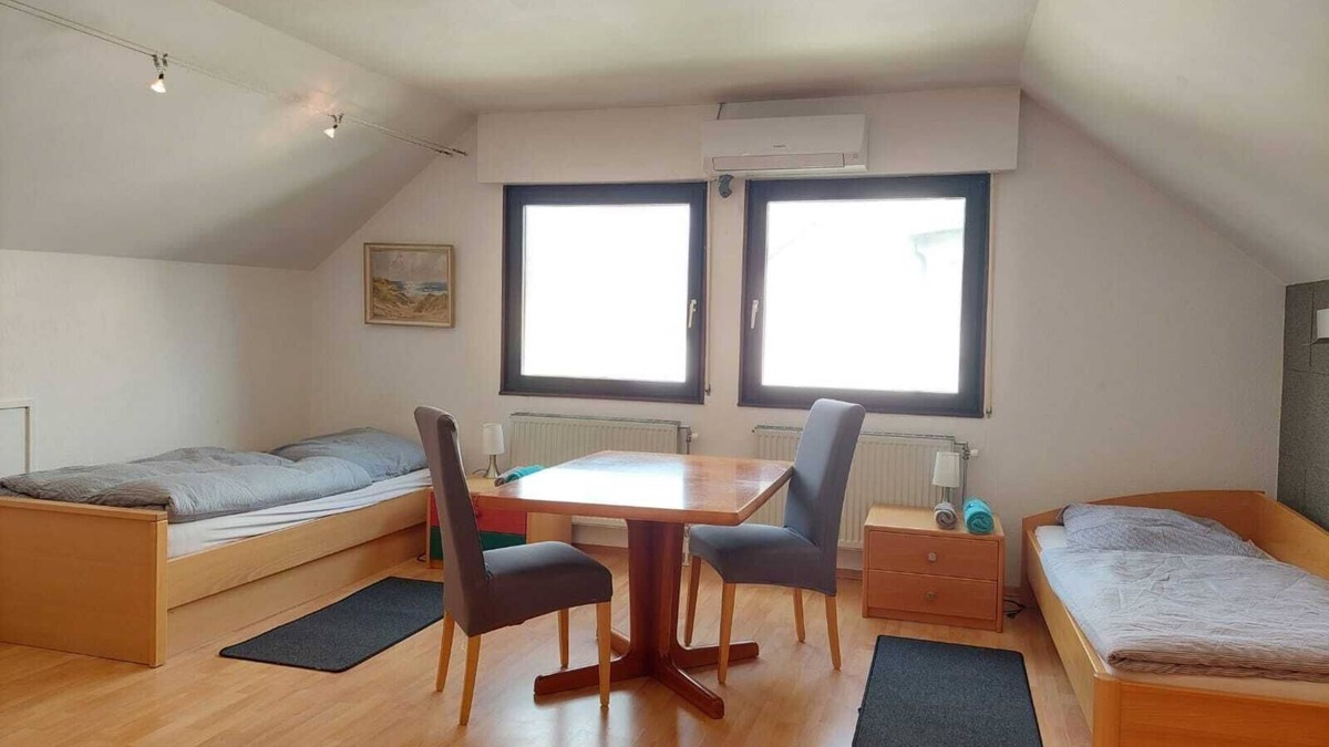 Herzogenaurach Apartment | 2 x 2 beds for 5 persons, close to Erlangen, Nuremberg, Fürth 3km to the A3,