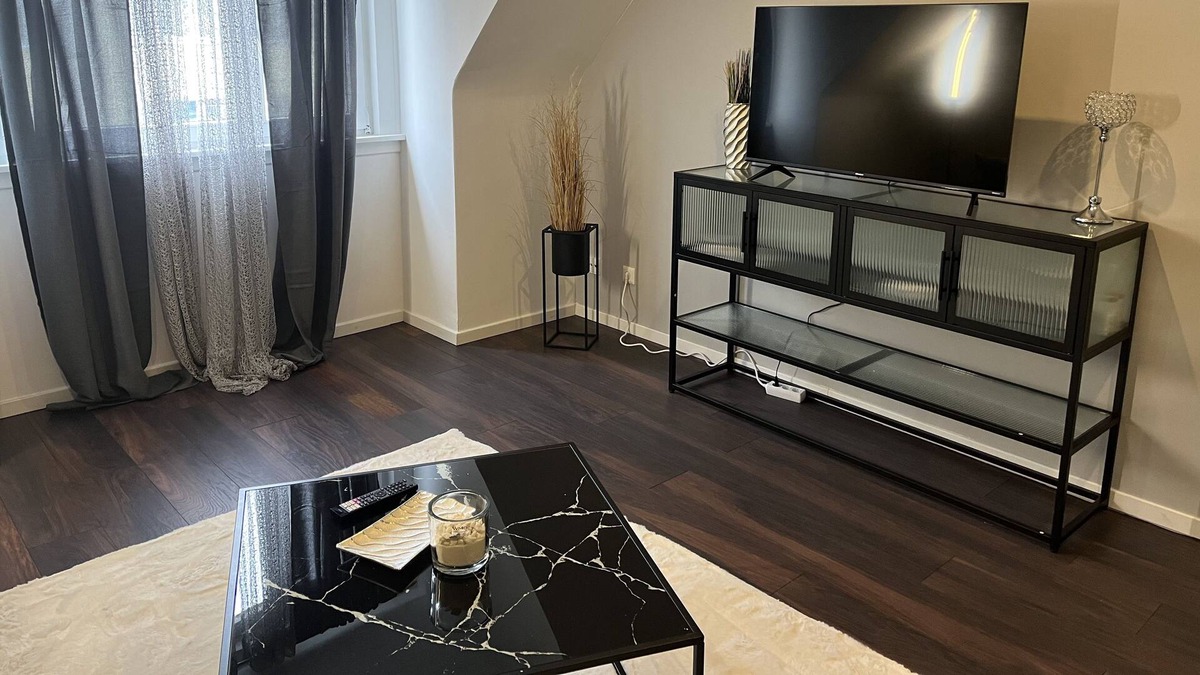 Altstadt Apartment | 2 Zimmer Wohnung HU Innenstadt