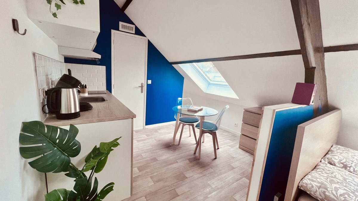 Saint-Honore - Jeanne d'Arc Apartment | 20 000 lieues sous les mers
