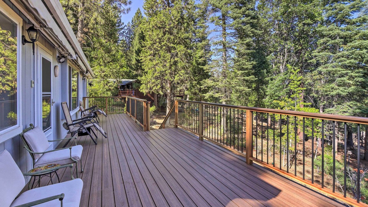 Shingletown House | 20 Mi to Lassen Park: Chateau w/Mt Shasta View!