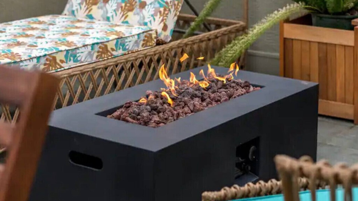 Sharp Park Condo | 20 minutes to SF, One block to the beach, fire pit on expansive deck