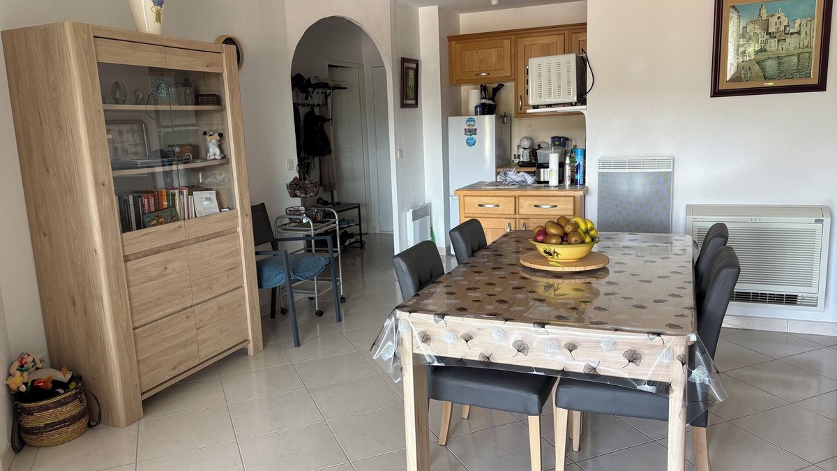 Valescure Apartment | 20 mns from beaches and center of St Raphaël.2 50m2 type with nice terrace.