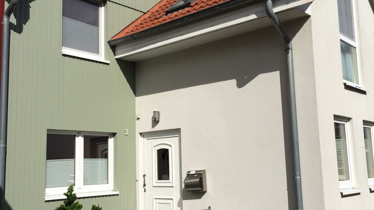 Steinbeckervorstadt House | 200 m vom Yachthafen Entfernt Ansprechendes 5 Zi. Ferienhaus mit 3 Schlafzimmern