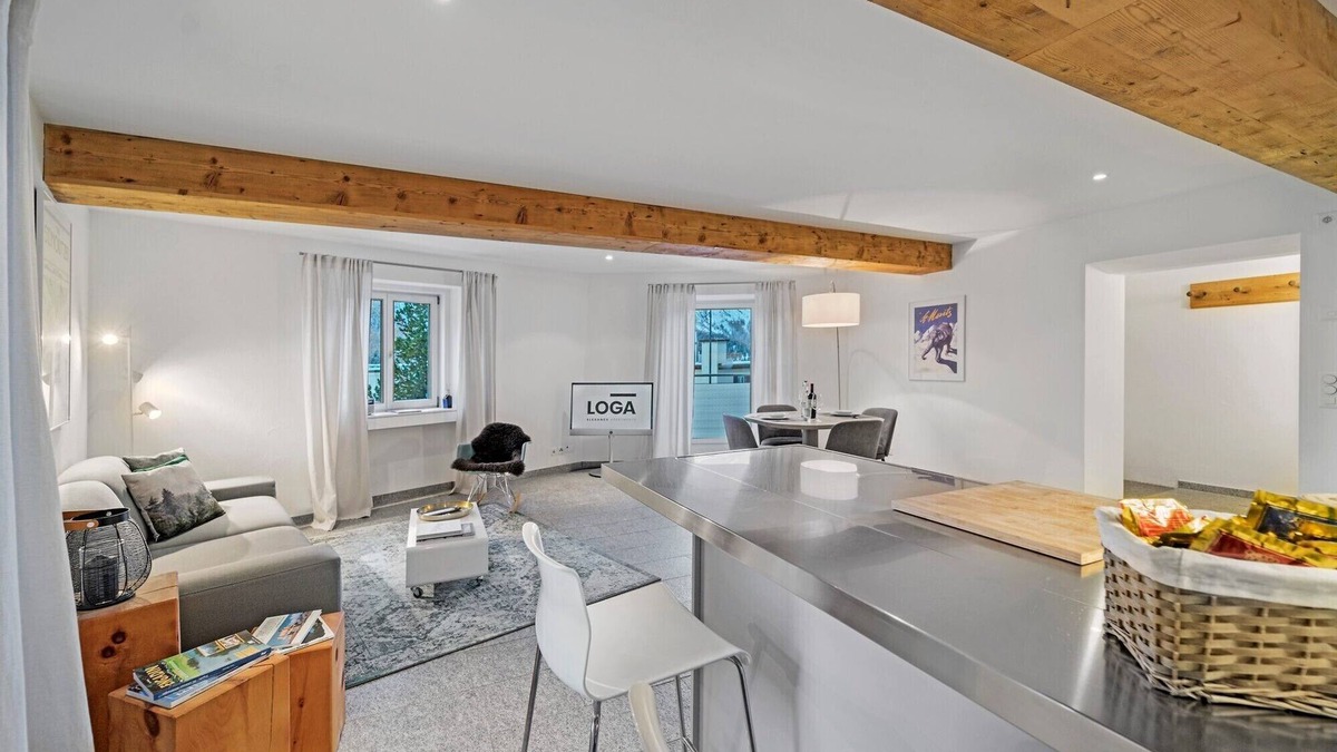 St. Moritz Apartment | 2½ room apartment on the 1st floor.
