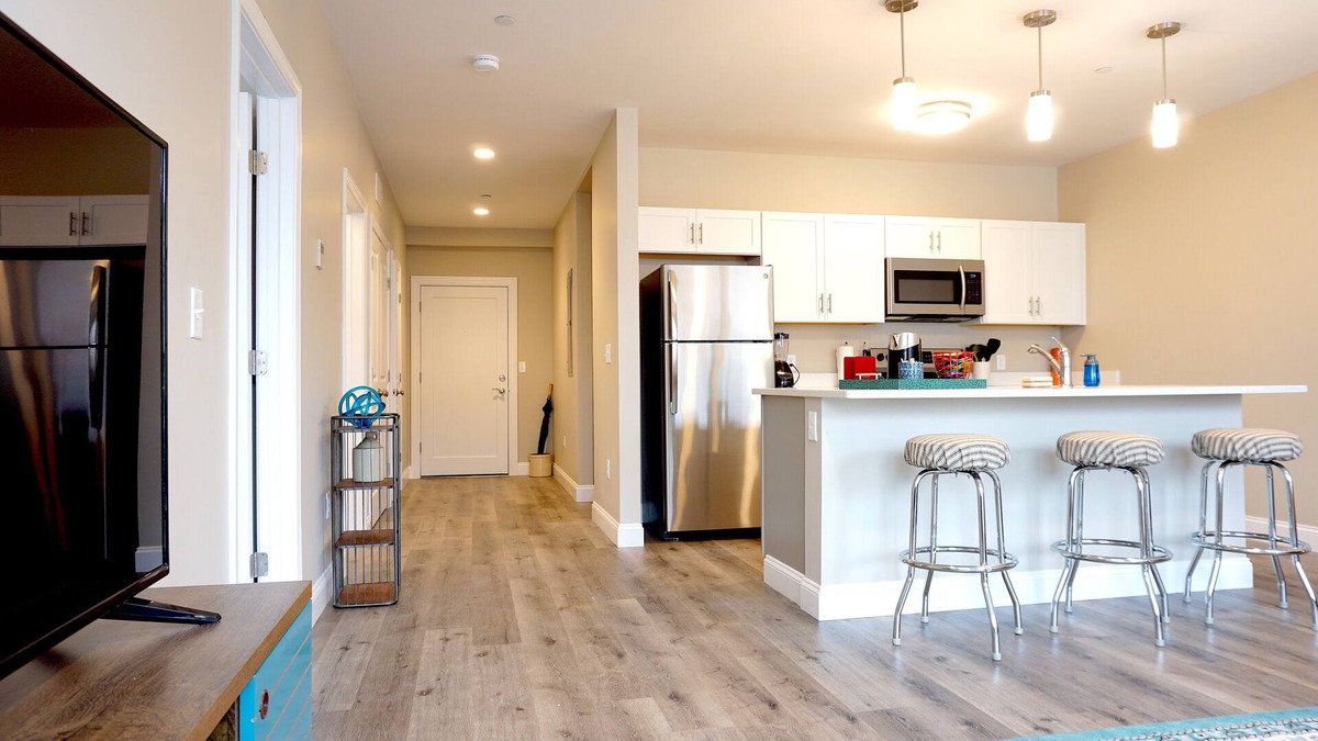 Chelsea Apartment | #21 - Spacious 2BR Apartment for Long-term Stay