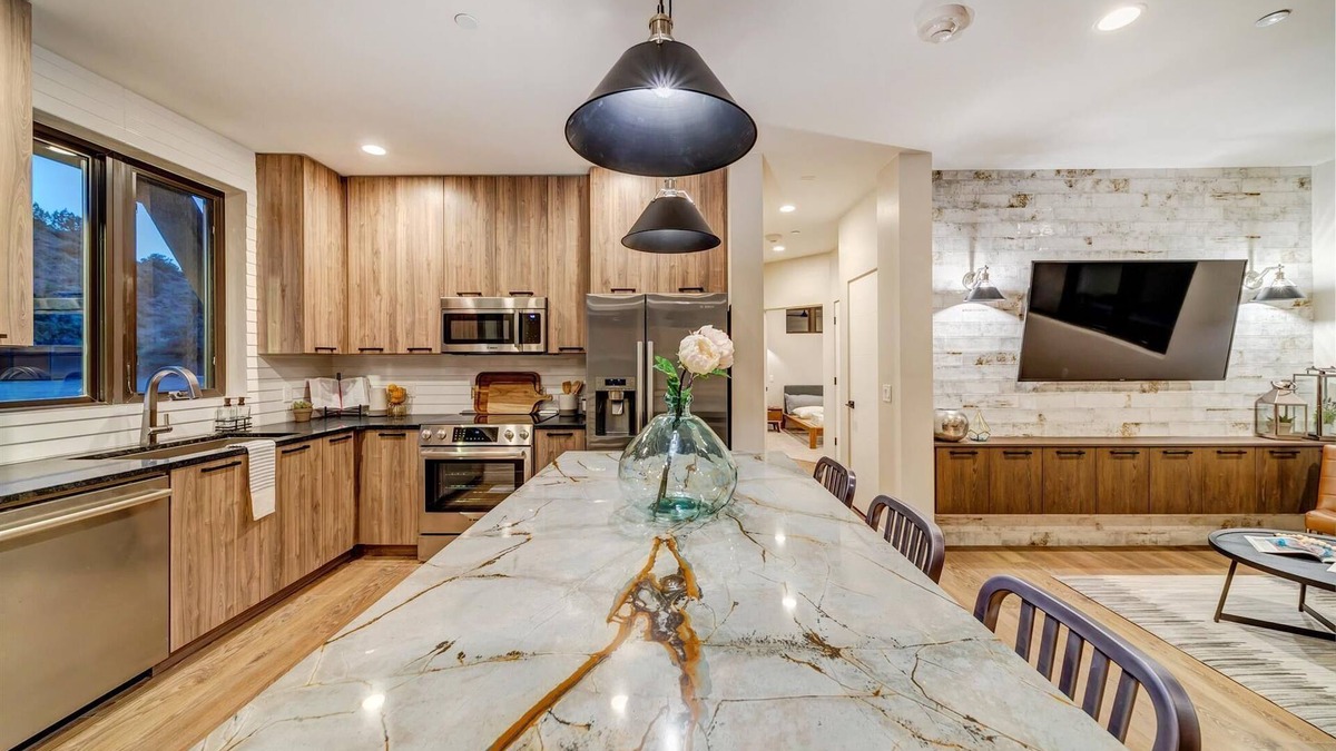 Zion National Park South Entrance Villa | 210 LaFave-Luxury Villa at Zion: The Subway