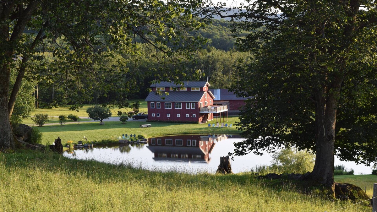 Huntington House | 230 Acre Farm with Private Pond