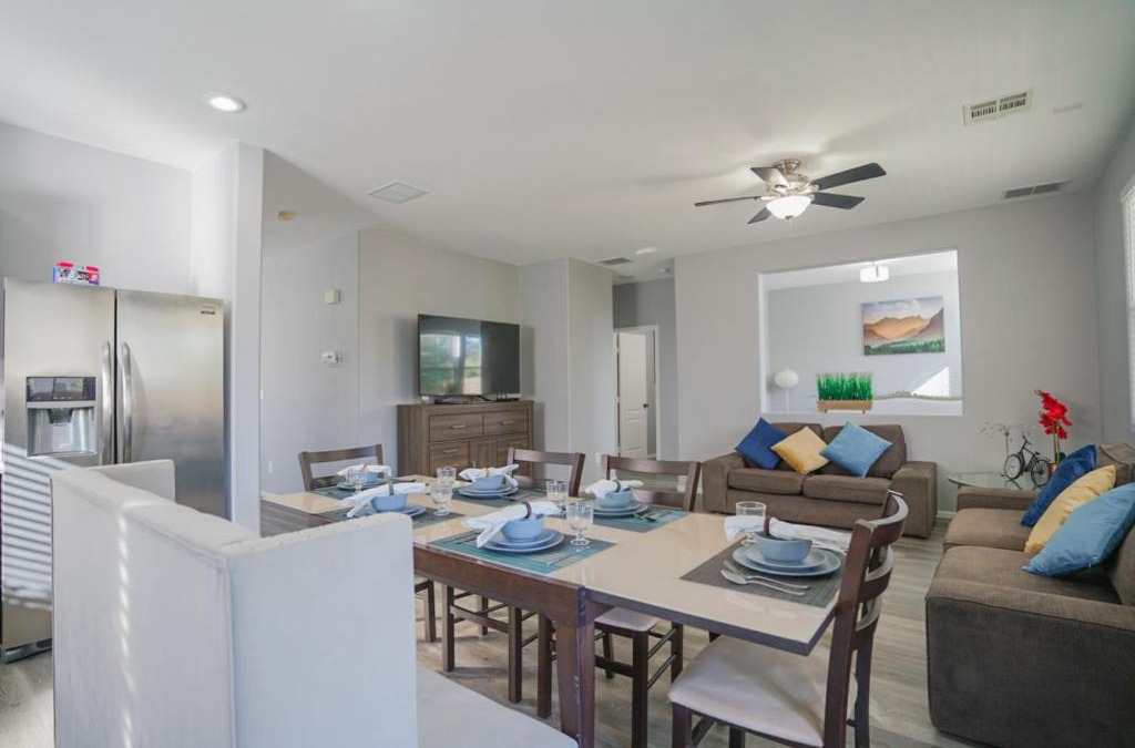 North Las Vegas House | 2400SqFt House 6beds 3bath Pool table BBQ