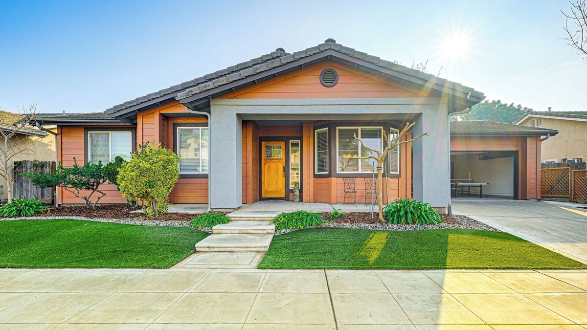 Reedley House | 26 Mi to Fresno: Pet-Friendly Home in Reedley!