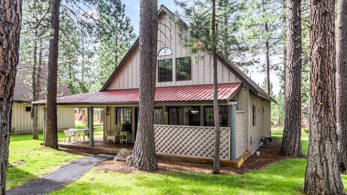 Sunriver House | 27 Circle Four Cabin - AC & 8 SHARC Passes!