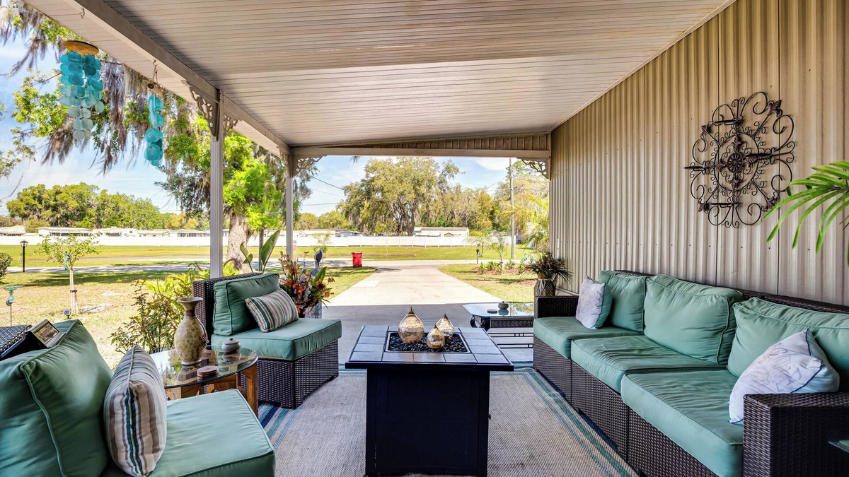 Webster House | 27 Mi to The Villages: Lush Home w/Outdoor Space!