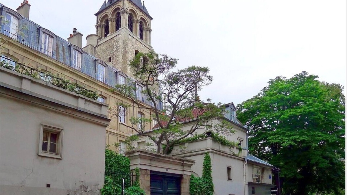 6th Arrondissement Apartment | 270 SQM-A SEAMLESS BLEND OF HISTORICAL CHARM & MODERN ELEGANCE – RUE DE L'ABBAYE