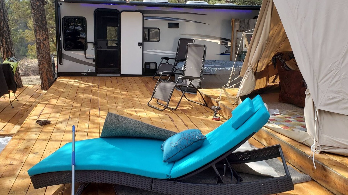 Hot Springs House | 29ft Alpha Wolf RV PLUS Sibley double bell tent COMBO! @EvansCliff, Hot Tub!