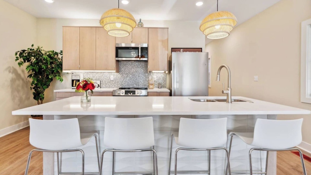 Germantown Apartment | 2Bd/2Ba in G-town! Close to Ky Expo, UofL! Bourbon