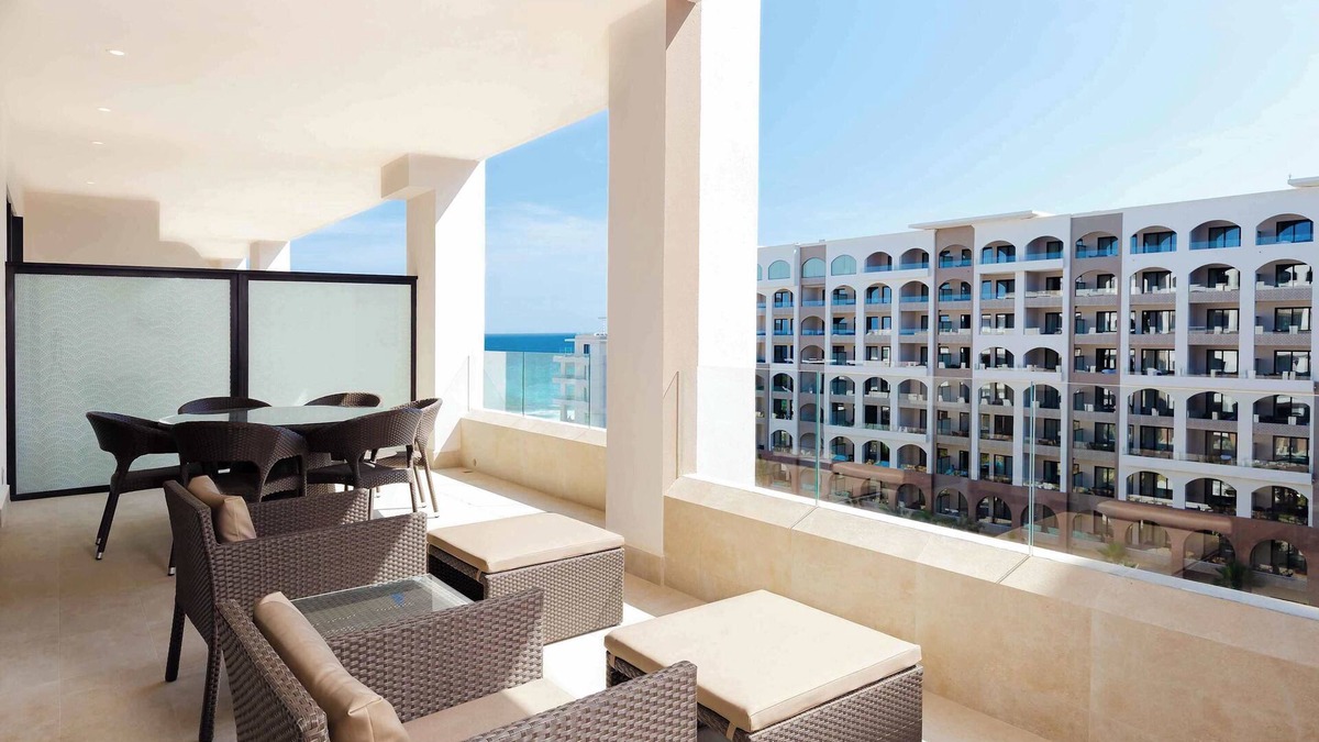 Chula Vista Villa | 2BD Villa La Valencia Beach Resort