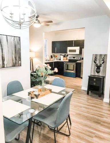 Pacific Terrace Hotel | 2bdrm Gaslamp Conv Cntr - W Parking & 4 Beds #1