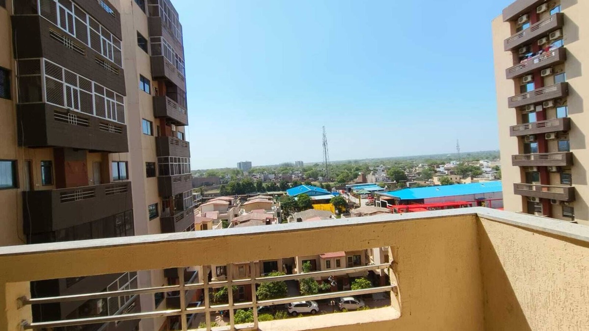 Vrindavan Apartment | 2bhk fully furnished flat near all famous temple