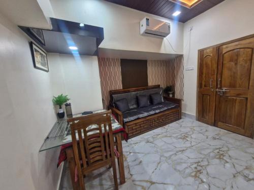 Bhubaneshwar Apartment | 2BHK Home fully furnished at Sahid Nagar near INOX