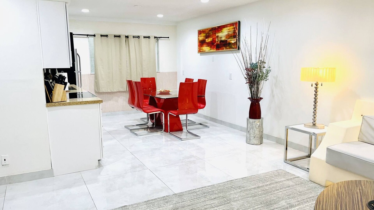 Beverly Green Condo | 2BR,Apartment,Sale,LasVegas,STRIP,LVCC,Thanksgiving,BOOK,Sale,SemaShow,Best