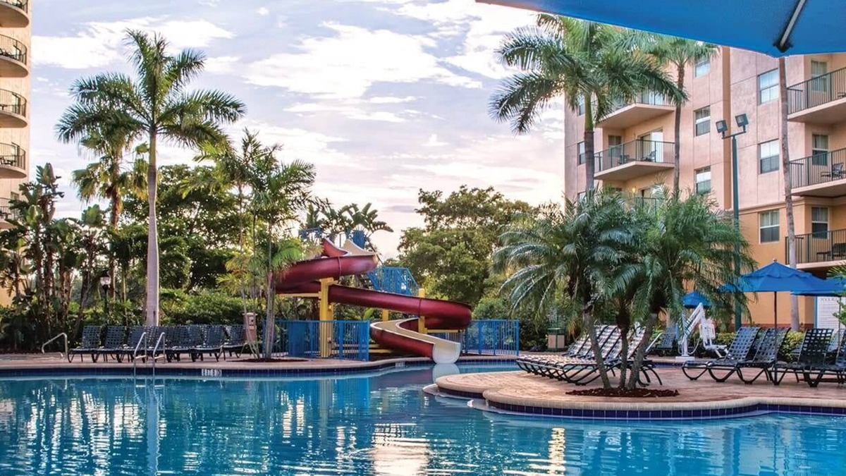 Survey Creek Condo | 2br Condo Family Fun Pompano Beach & Mini Golf!