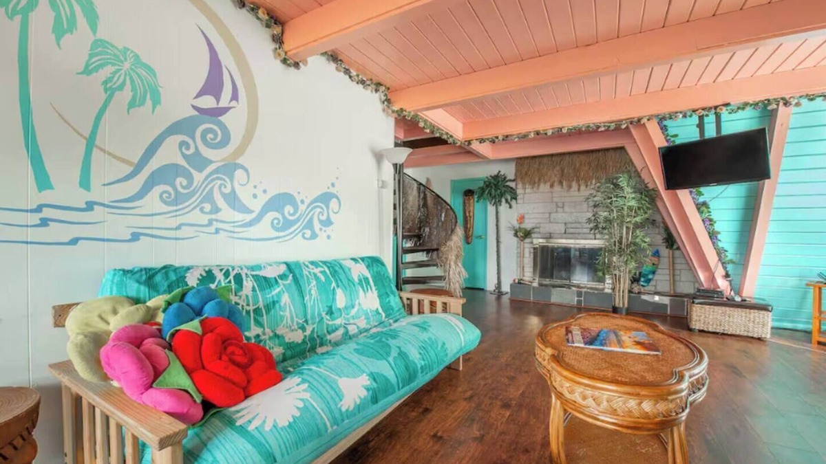 Ocean Shores Villa | 2BR Hawaiian Beach Villa - Walk to Beach - Pet-Friendly, Sleeps 7