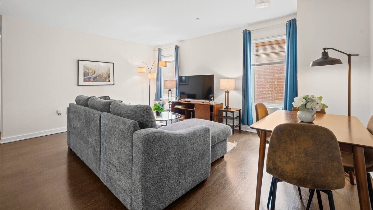 Theatre District Apartment | 2BR in Downtown Boston 9168