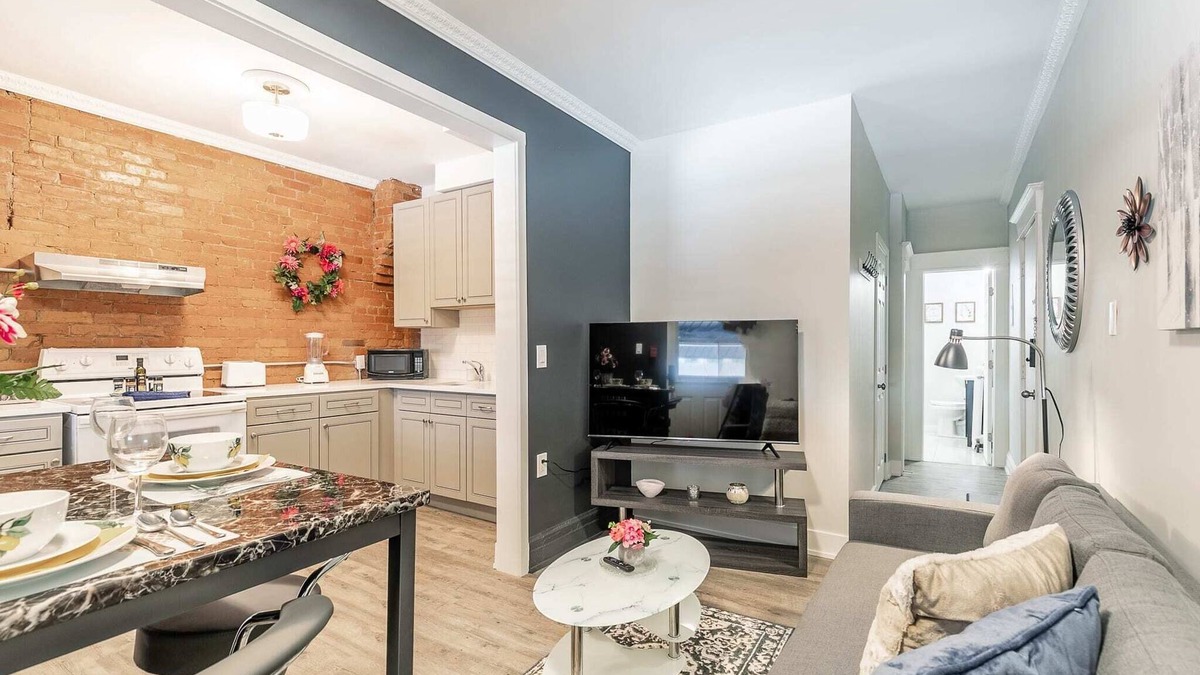Central Hamilton Apartment | 2BR King Apt - Netflix Included!