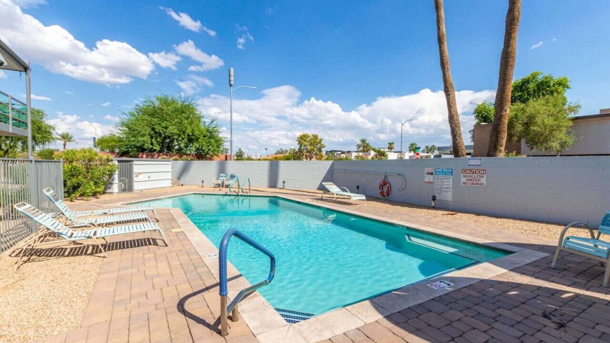 South Scottsdale Apartment | 2BR Scottsdale Getaway w/Pool & Parking