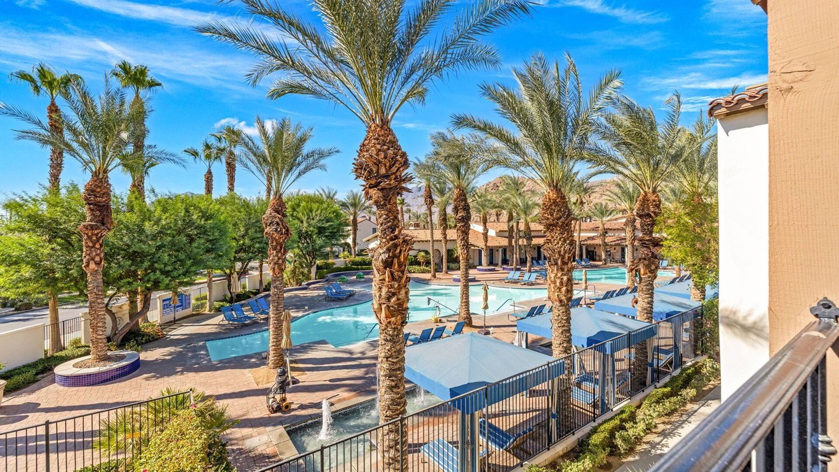 La Quinta Condo | 2BR Villa By Main Pool And Clubhouse @ Legacy Villas #065308