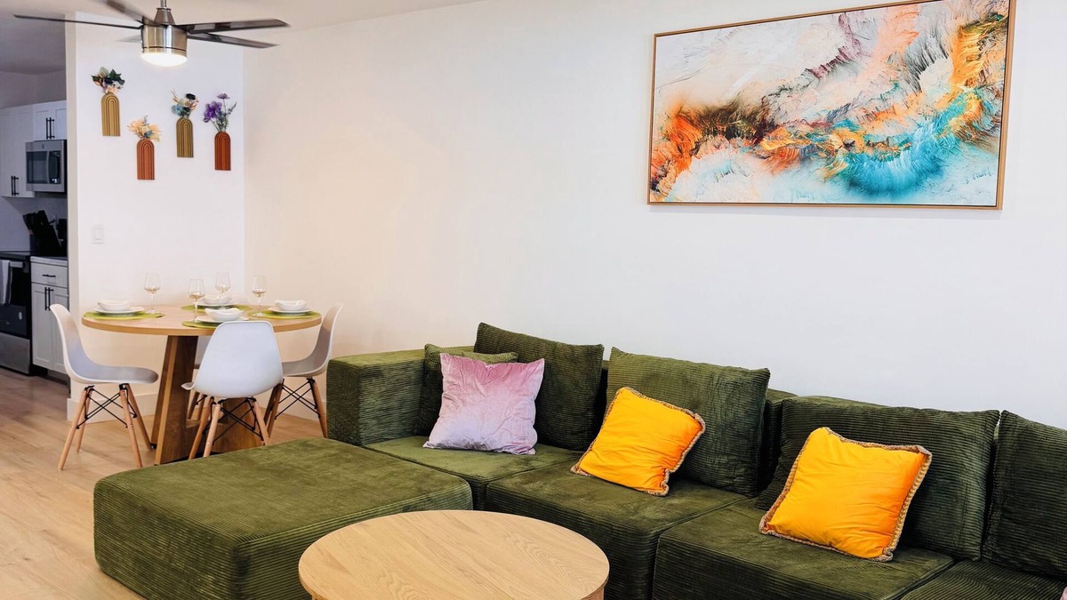 Highland Garden House | 2BRx2BTH near Hollywood Beach with Free Parking, WiFi and AC