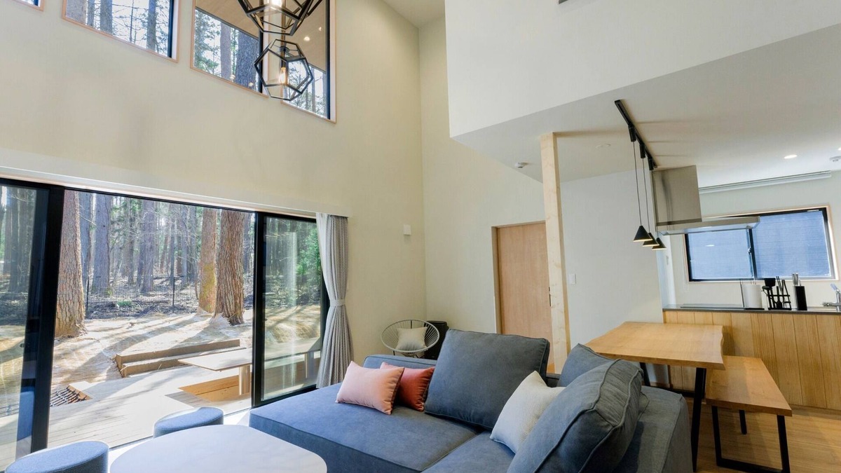 Fujikawaguchiko House | 2LDK maisonette standing in the forest/Minamitsuru District Yamanashi