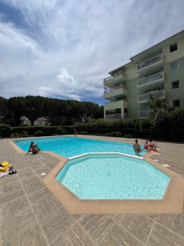 Cagnes-sur-Mer Apartment | 2Pièces, Piscine, Terrasse