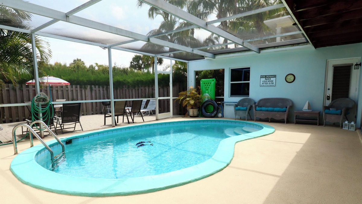 Sugar Sands House | 3/2 Beach House W/ Pool | Near WPB + Peanut Island