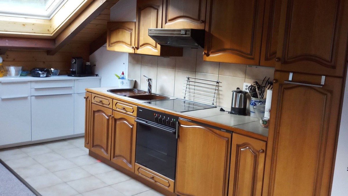 Graechen Apartment | 3.5 room apartment with south-facing balcony - 80 m² with a view of 4000, quiet area