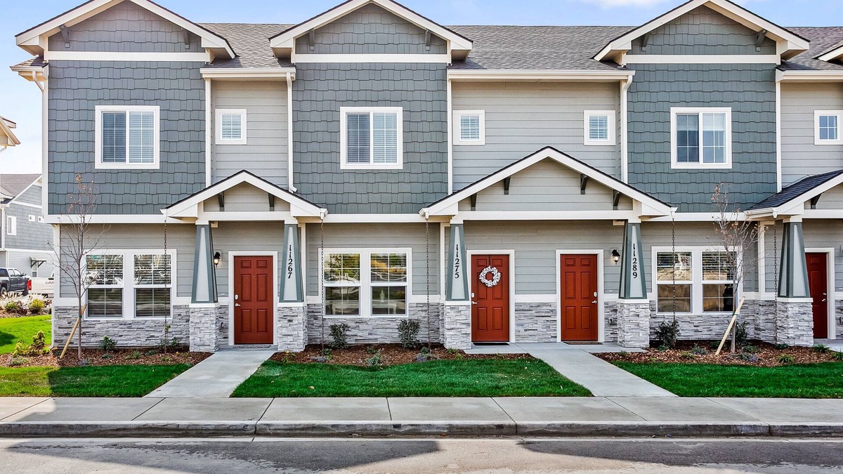 Boise House | 3 Adjacent Homes | Near The Village | Sleeps 18