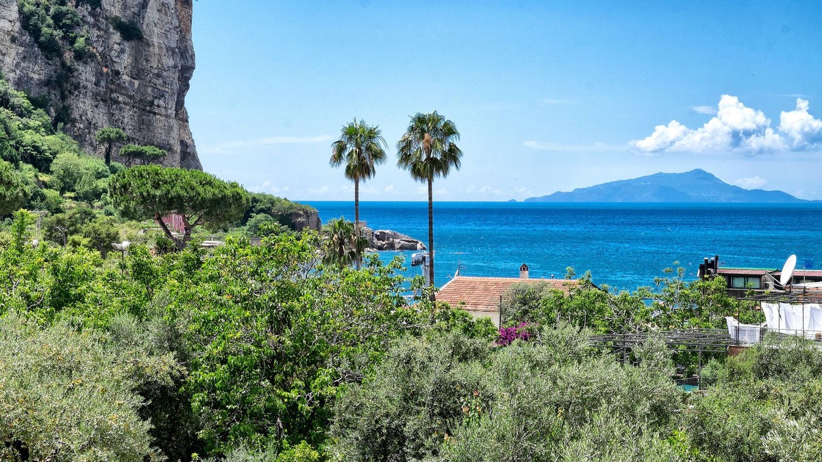 Vico Equense Villa | 3 Apartments with panoramic terrace or furnished garden - 50 mt. sea