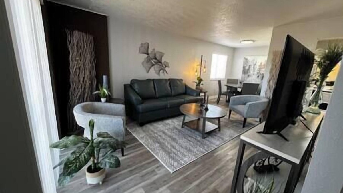 Grand Junction Condo | 3 BdRm Condo - NEW Therapy SPA