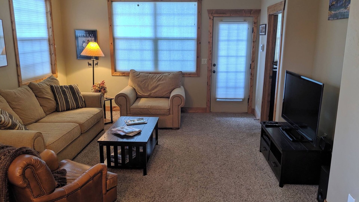 Driggs Condo | 3 bed/2 bath condo, Grand Targhee/Jackson Hole skiing, Yellowstone home base