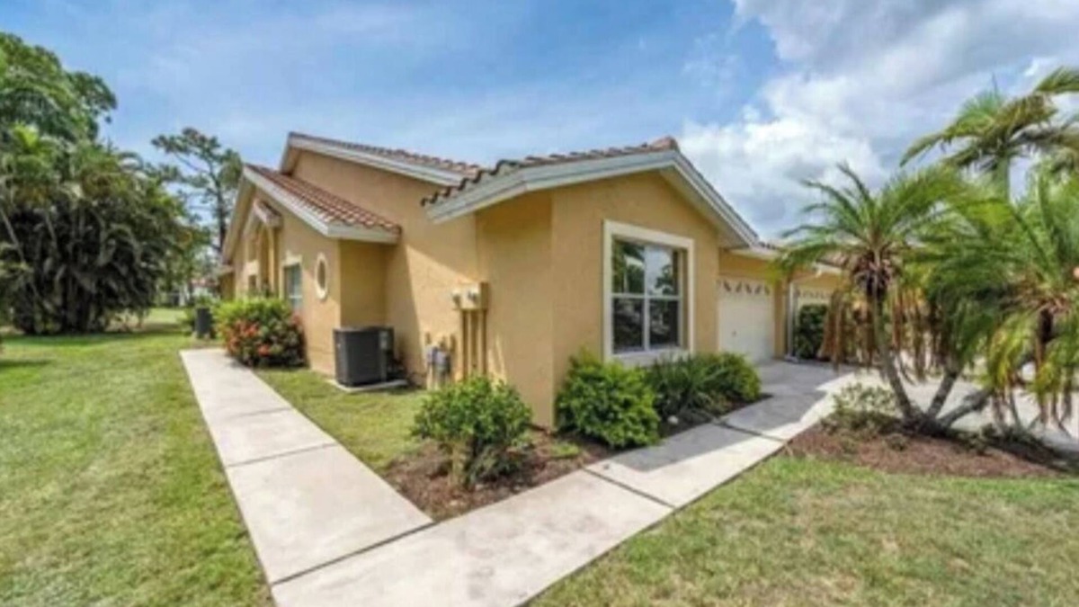 Lely Golf Estates House | 3 Bed, 2 Bath Naples