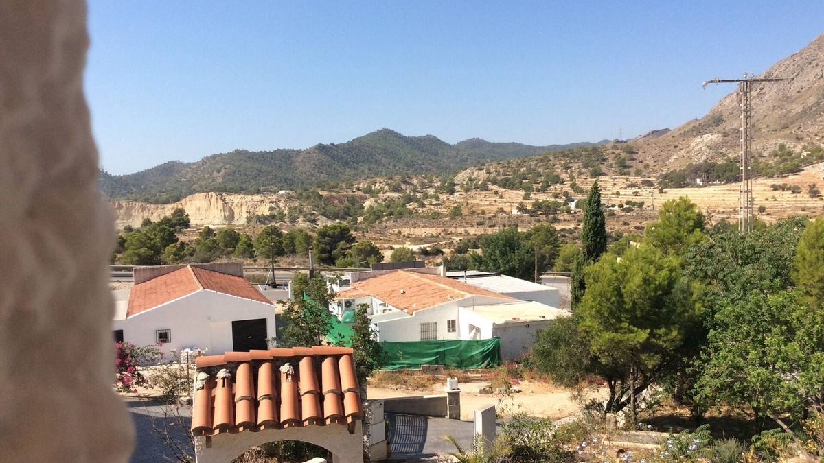 Orcheta Villa | 3 bed detached villa in Bella Orcheta Alicante sleeps 6 plus