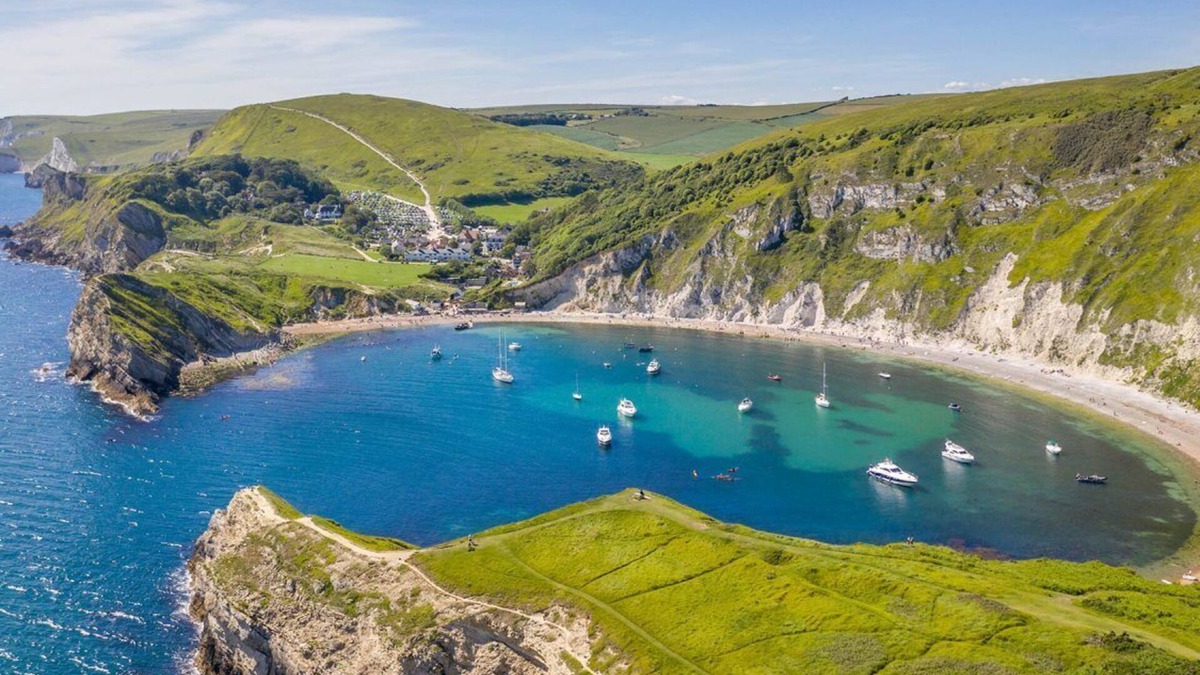 West Lulworth House | 3 Bed Holiday home close to idyllic Lulworth Cove
