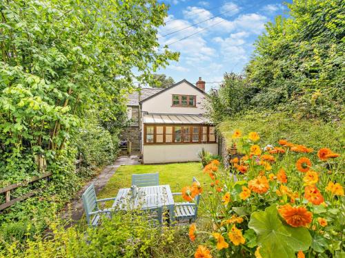 Clyro House | 3 Bed in Clyro 88077