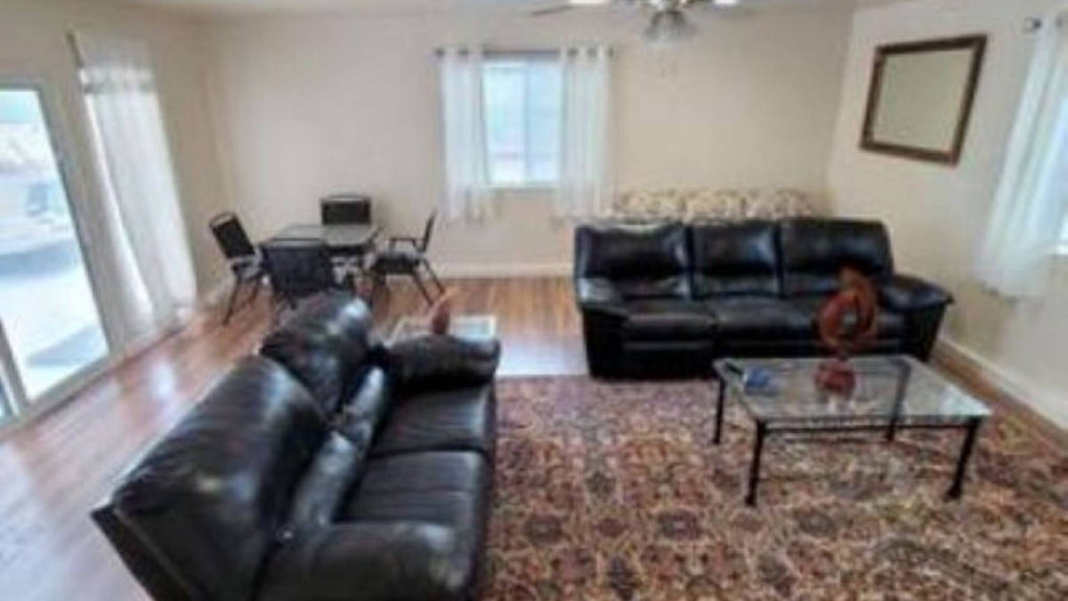 Santa Maria House | 3 bedroom/2 bath home in a residential area located in Orcutt