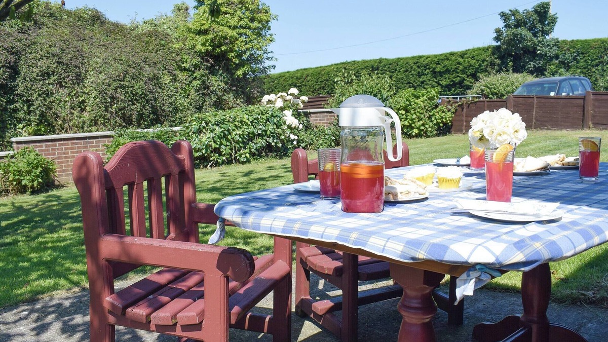 Loftus Cottage | 3 bedroom accommodation in Loftus, Saltburn-by-the-Sea