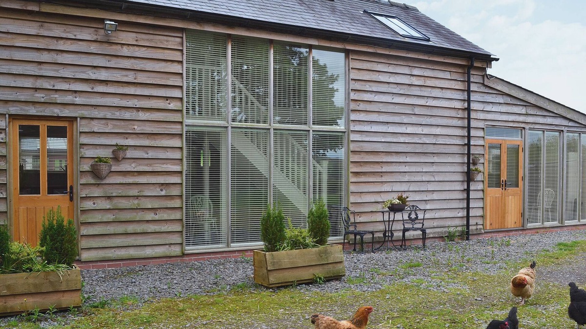 Llandrindod Wells Cottage | 3 bedroom accommodation in Penybont, near Llandrindod Wells