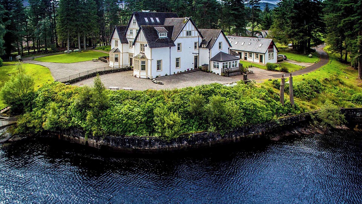 Stronachlachar Cottage | 3 bedroom accommodation in Stronachlachar