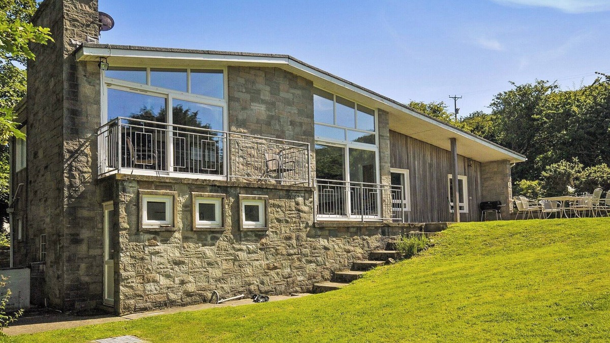 Nolton Cottage | 3 bedroom accommodation in Nolton Haven, Pembrokeshire coast