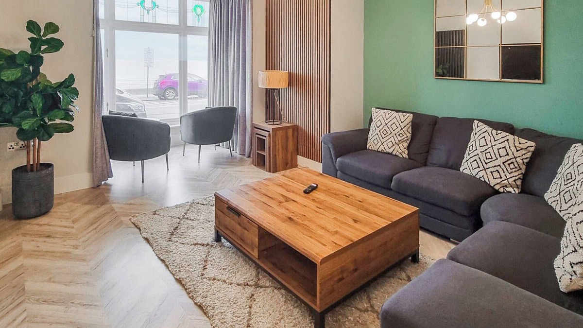 Aberystwyth Apartment | 3 bedroom accommodation in Aberystwyth